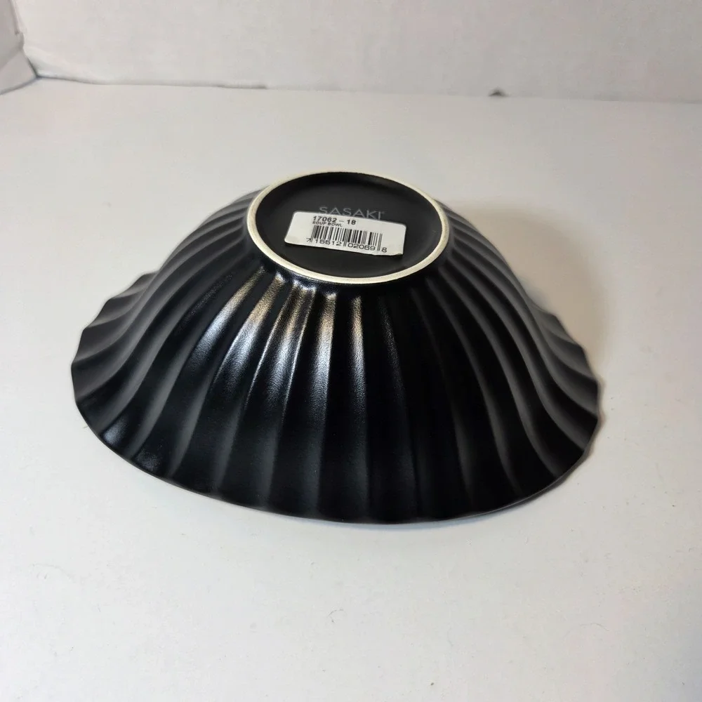 SASAKI  DYNASTY BLACK GLOSSY SERVING SOUP BOWL #17062